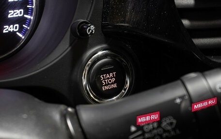 Mitsubishi Outlander III рестайлинг 3, 2019 год, 1 898 000 рублей, 19 фотография