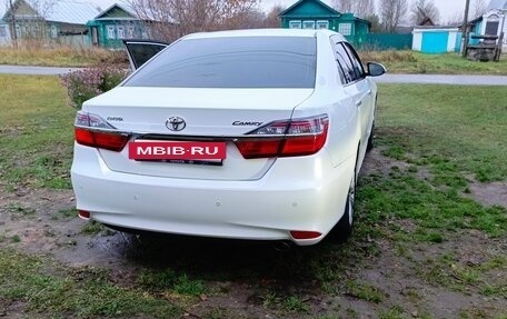 Toyota Camry, 2015 год, 2 030 000 рублей, 2 фотография