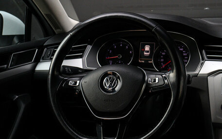 Volkswagen Passat B8 рестайлинг, 2016 год, 1 857 000 рублей, 8 фотография