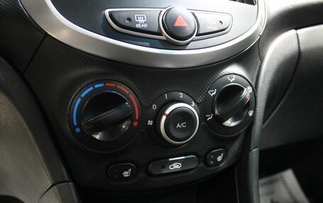 Hyundai Solaris II рестайлинг, 2011 год, 475 000 рублей, 10 фотография