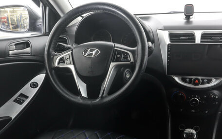 Hyundai Solaris II рестайлинг, 2016 год, 699 000 рублей, 12 фотография