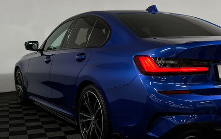 BMW 3 серия, 2019 год, 3 170 000 рублей, 23 фотография