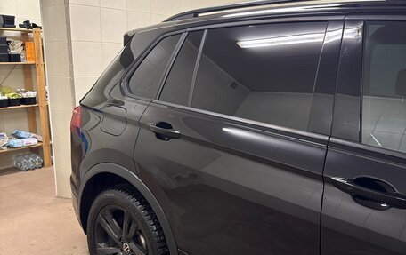 Volkswagen Tiguan II, 2021 год, 4 650 000 рублей, 7 фотография