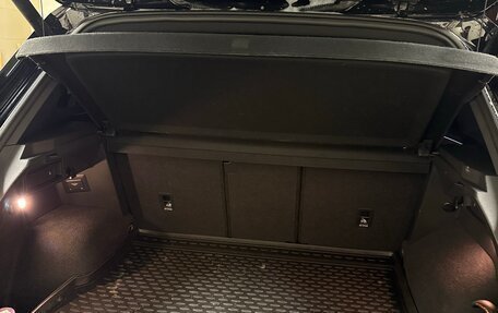 Volkswagen Tiguan II, 2021 год, 4 650 000 рублей, 9 фотография