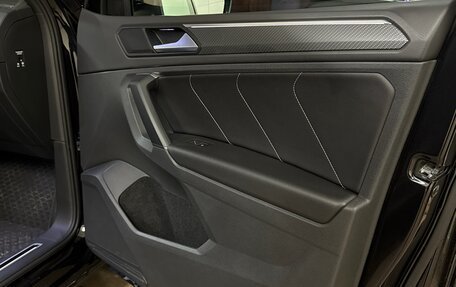 Volkswagen Tiguan II, 2021 год, 4 650 000 рублей, 16 фотография