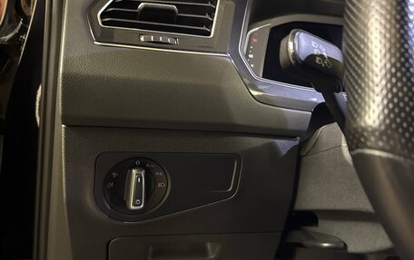 Volkswagen Tiguan II, 2021 год, 4 650 000 рублей, 19 фотография