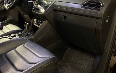 Volkswagen Tiguan II, 2021 год, 4 650 000 рублей, 17 фотография