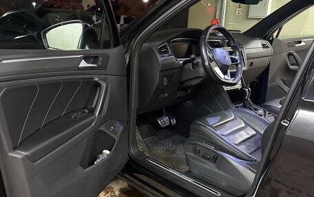 Volkswagen Tiguan II, 2021 год, 4 650 000 рублей, 18 фотография