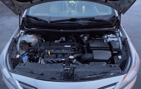 Hyundai Solaris II рестайлинг, 2015 год, 830 000 рублей, 9 фотография