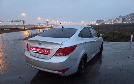 Hyundai Solaris II рестайлинг, 2015 год, 830 000 рублей, 5 фотография