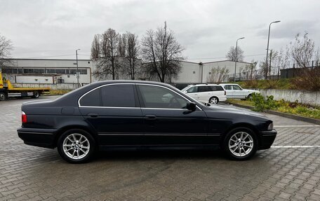 BMW 5 серия, 2003 год, 935 000 рублей, 3 фотография
