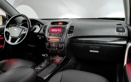 KIA Sorento II рестайлинг, 2017 год, 2 348 000 рублей, 13 фотография