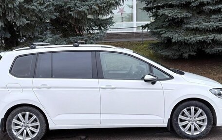 Volkswagen Touran III, 2020 год, 2 500 000 рублей, 2 фотография