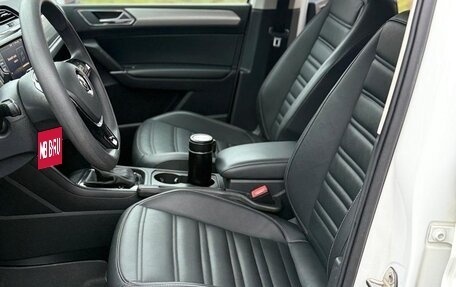 Volkswagen Touran III, 2020 год, 2 500 000 рублей, 9 фотография