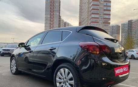 Opel Astra J, 2011 год, 670 000 рублей, 4 фотография