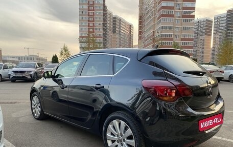Opel Astra J, 2011 год, 670 000 рублей, 9 фотография