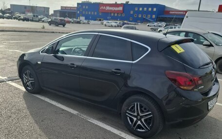 Opel Astra J, 2012 год, 970 000 рублей, 3 фотография