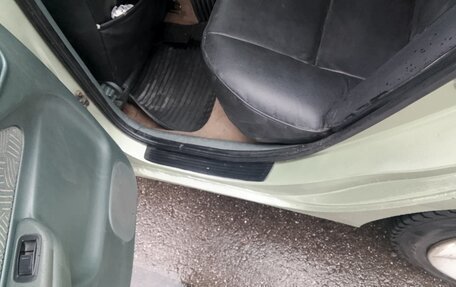 Toyota Avensis III рестайлинг, 1998 год, 265 000 рублей, 11 фотография