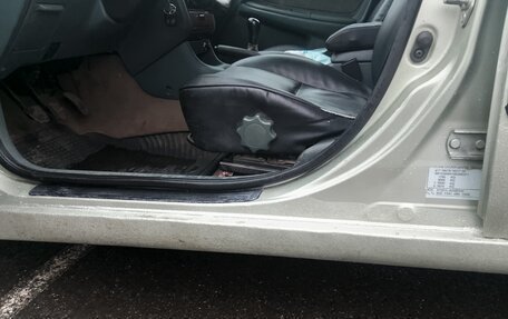 Toyota Avensis III рестайлинг, 1998 год, 265 000 рублей, 8 фотография