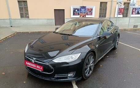Tesla Model S I, 2012 год, 2 100 000 рублей, 8 фотография