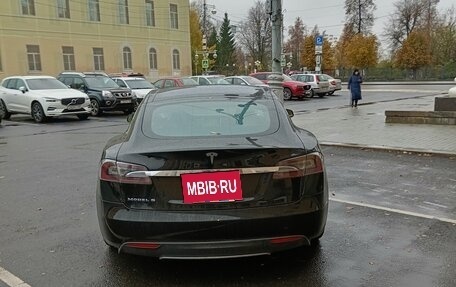 Tesla Model S I, 2012 год, 2 100 000 рублей, 4 фотография
