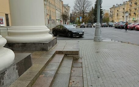 Tesla Model S I, 2012 год, 2 100 000 рублей, 16 фотография