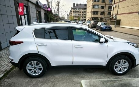 KIA Sportage IV рестайлинг, 2016 год, 2 100 000 рублей, 3 фотография