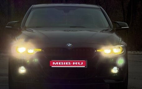 BMW 3 серия, 2018 год, 2 560 000 рублей, 2 фотография