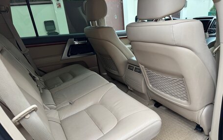 Toyota Land Cruiser 200, 2013 год, 3 700 000 рублей, 20 фотография