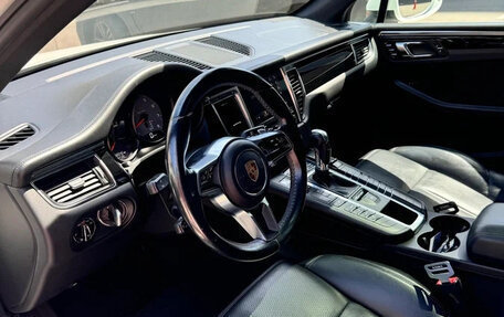 Porsche Macan I рестайлинг, 2016 год, 3 300 000 рублей, 5 фотография