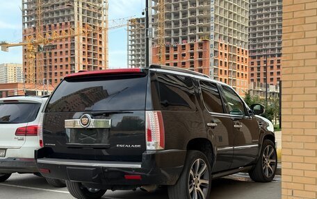 Cadillac Escalade III, 2011 год, 2 100 000 рублей, 14 фотография