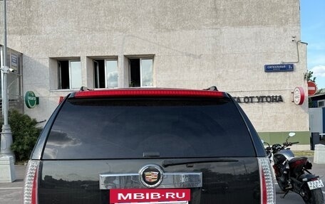 Cadillac Escalade III, 2011 год, 2 100 000 рублей, 10 фотография