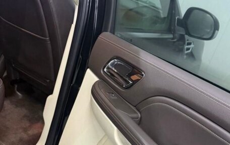 Cadillac Escalade III, 2011 год, 2 100 000 рублей, 17 фотография