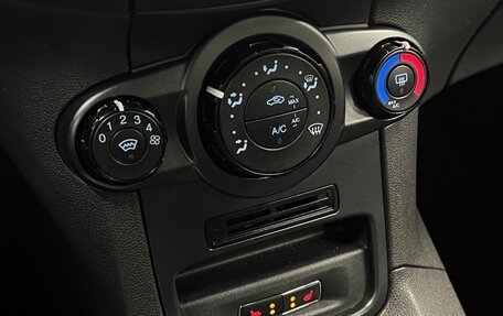 Ford Fiesta, 2016 год, 999 000 рублей, 16 фотография