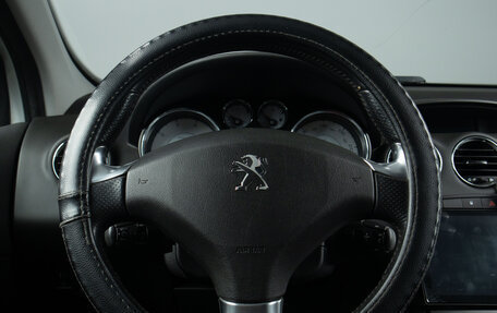 Peugeot 408 I рестайлинг, 2016 год, 899 000 рублей, 8 фотография