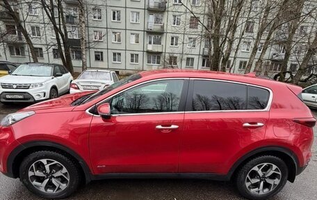 KIA Sportage IV рестайлинг, 2020 год, 2 300 000 рублей, 2 фотография