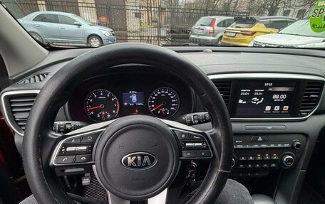 KIA Sportage IV рестайлинг, 2020 год, 2 300 000 рублей, 9 фотография