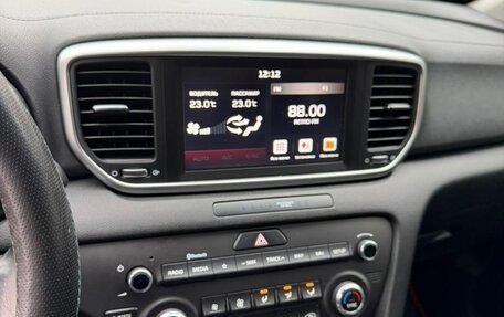 KIA Sportage IV рестайлинг, 2020 год, 2 300 000 рублей, 8 фотография