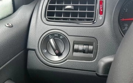 Volkswagen Polo VI (EU Market), 2020 год, 1 100 000 рублей, 6 фотография