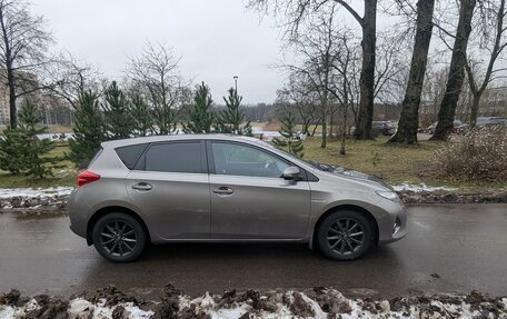 Toyota Auris II, 2013 год, 1 350 000 рублей, 8 фотография