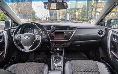 Toyota Auris II, 2013 год, 1 350 000 рублей, 16 фотография