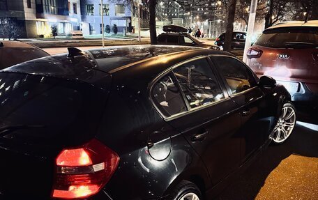 BMW 1 серия, 2009 год, 1 050 000 рублей, 2 фотография