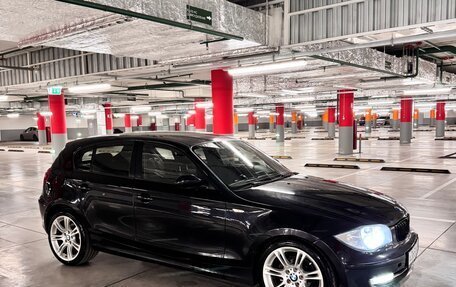 BMW 1 серия, 2009 год, 1 050 000 рублей, 12 фотография