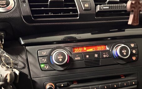 BMW 1 серия, 2009 год, 1 050 000 рублей, 4 фотография