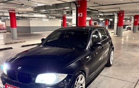 BMW 1 серия, 2009 год, 1 050 000 рублей, 14 фотография