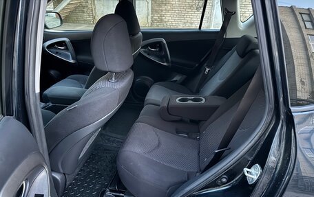 Toyota RAV4, 2012 год, 1 095 000 рублей, 33 фотография