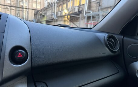 Toyota RAV4, 2012 год, 1 095 000 рублей, 31 фотография