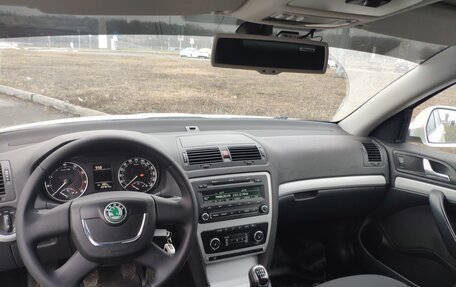 Skoda Octavia, 2011 год, 680 000 рублей, 9 фотография