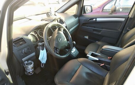 Opel Zafira B, 2010 год, 600 000 рублей, 5 фотография