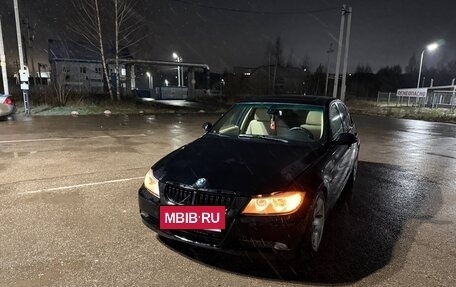 BMW 3 серия, 2005 год, 830 000 рублей, 2 фотография
